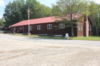 This 2 bedroom 1.5 bath Chariot Eagle Park Model with attached on Indian Mound Golf Club in New Hampshire - for sale on GolfHomes.com, golf home, golf lot