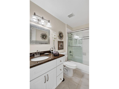 Beautiful and truly move-in ready 3BR/2BA condo in Park Pointe! on Forest Oaks Golf Club in Florida - for sale on GolfHomes.com, golf home, golf lot