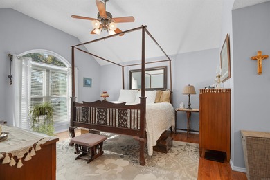 Resort-style living right on the Diamondhead golf course. This on Diamondhead Golf and Country Club in Arkansas - for sale on GolfHomes.com, golf home, golf lot