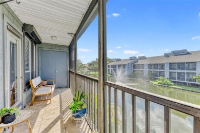 Welcome to this charming, well maintained 2-bedroom, 2-bathroom on Pelican Pointe Golf and Country Club in Florida - for sale on GolfHomes.com, golf home, golf lot