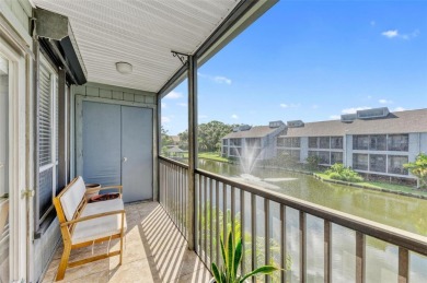 Welcome to this charming, well maintained 2-bedroom, 2-bathroom on Pelican Pointe Golf and Country Club in Florida - for sale on GolfHomes.com, golf home, golf lot