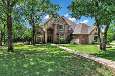 Completely remodeled and move-in ready, this home is located in on De Cordova Bend Country Club in Texas - for sale on GolfHomes.com, golf home, golf lot
