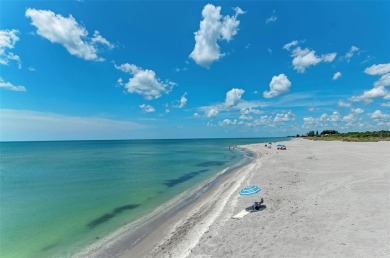 Welcome to this charming, well maintained 2-bedroom, 2-bathroom on Pelican Pointe Golf and Country Club in Florida - for sale on GolfHomes.com, golf home, golf lot