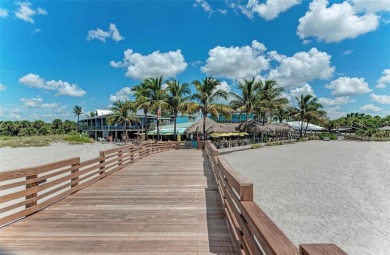 Welcome to this charming, well maintained 2-bedroom, 2-bathroom on Pelican Pointe Golf and Country Club in Florida - for sale on GolfHomes.com, golf home, golf lot