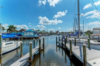 Welcome to this charming, well maintained 2-bedroom, 2-bathroom on Pelican Pointe Golf and Country Club in Florida - for sale on GolfHomes.com, golf home, golf lot