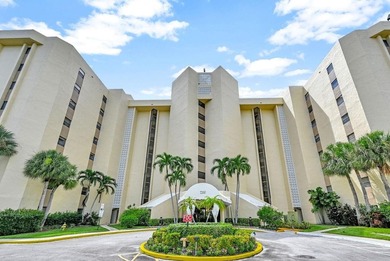 Welcome home to this Resort-style living very spacious 1st-floor on Inverrary Country Club in Florida - for sale on GolfHomes.com, golf home, golf lot