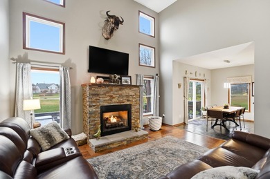 Gorgeous 3-bedroom, 2-bath home located on the 15th hole of the on Delaware Golf Club in Ohio - for sale on GolfHomes.com, golf home, golf lot