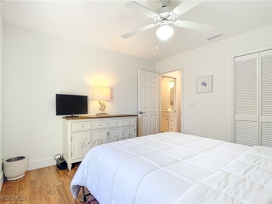 This MODERN and magazine-worthy renovation of the Laconia floor on Herons Glen Golf and Country Club in Florida - for sale on GolfHomes.com, golf home, golf lot