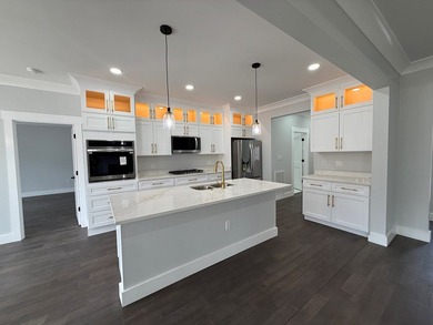 This 3 bedroom/2.5 bath new construction home is a perfect blend on Glade Springs Resort Golf Course in West Virginia - for sale on GolfHomes.com, golf home, golf lot