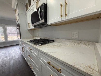 This 3 bedroom/2.5 bath new construction home is a perfect blend on Glade Springs Resort Golf Course in West Virginia - for sale on GolfHomes.com, golf home, golf lot