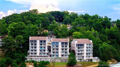The owners loss is your gain! Priced below market value, this on Seasons Ridge At Four Seasons in Missouri - for sale on GolfHomes.com, golf home, golf lot
