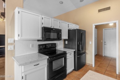 This beautifully updated 2-bedroom, 2-bathroom + small office on Gold Canyon Golf Resort - Sidewinder in Arizona - for sale on GolfHomes.com, golf home, golf lot