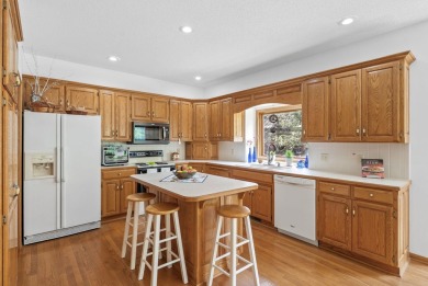 Welcome home to this bright and spacious 4bed/3.5bath/2car on Tallgrass Country Club in Kansas - for sale on GolfHomes.com, golf home, golf lot