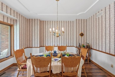 Welcome home to this bright and spacious 4bed/3.5bath/2car on Tallgrass Country Club in Kansas - for sale on GolfHomes.com, golf home, golf lot