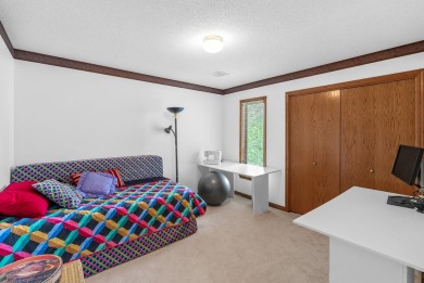 Welcome home to this bright and spacious 4bed/3.5bath/2car on Tallgrass Country Club in Kansas - for sale on GolfHomes.com, golf home, golf lot