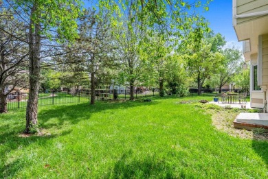 Welcome home to this bright and spacious 4bed/3.5bath/2car on Tallgrass Country Club in Kansas - for sale on GolfHomes.com, golf home, golf lot