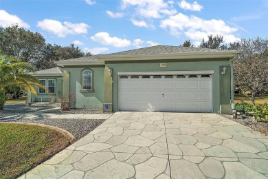 Don't miss out on this charming move-in ready 2 bedroom, 2 bath on Eagle Ridge At Spruce Creek Country Club in Florida - for sale on GolfHomes.com, golf home, golf lot