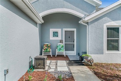 MOTIVATED SELLER! Discover your piece of tranquil Florida living on Twisted Oaks Golf Club in Florida - for sale on GolfHomes.com, golf home, golf lot