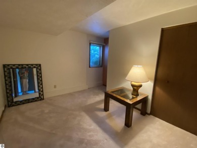 So much space in this 4 bedroom, 3 bath condo just minutes from on Crown Golf Course in Michigan - for sale on GolfHomes.com, golf home, golf lot