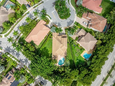 Welcome to Weston Hills! This sought-after floor plan offers 5 on  in Florida - for sale on GolfHomes.com, golf home, golf lot