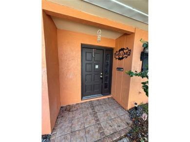 This 3-bedroom, 2-bathroom, 2-car garage home in Beacon Woods is on Beacon Woods Golf Club in Florida - for sale on GolfHomes.com, golf home, golf lot