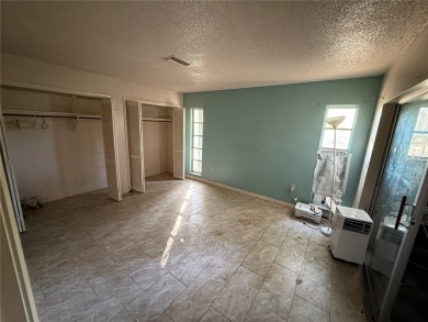 This 3-bedroom, 2-bathroom, 2-car garage home in Beacon Woods is on Beacon Woods Golf Club in Florida - for sale on GolfHomes.com, golf home, golf lot