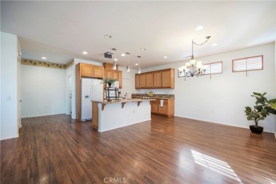 This cozy move-in ready home is just across the away from the on Hemet Golf Club in California - for sale on GolfHomes.com, golf home, golf lot