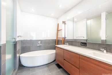 Anaha #1401 is a stunning and spacious 3-bedroom, 3-bath corner on Ala Wai Golf Course in Hawaii - for sale on GolfHomes.com, golf home, golf lot