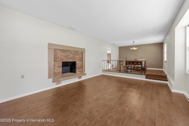 Charming 3-Bedroom Home in Brooksville Country Club - Spacious on Brooksville Country Club At Majestic Oaks in Florida - for sale on GolfHomes.com, golf home, golf lot
