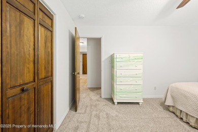 Charming 3-Bedroom Home in Brooksville Country Club - Spacious on Brooksville Country Club At Majestic Oaks in Florida - for sale on GolfHomes.com, golf home, golf lot