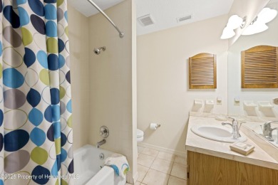 Charming 3-Bedroom Home in Brooksville Country Club - Spacious on Brooksville Country Club At Majestic Oaks in Florida - for sale on GolfHomes.com, golf home, golf lot