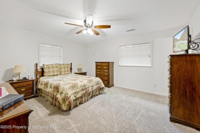 Charming 3-Bedroom Home in Brooksville Country Club - Spacious on Brooksville Country Club At Majestic Oaks in Florida - for sale on GolfHomes.com, golf home, golf lot
