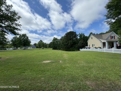 Private dead end homesite in the beautiful, and highly desirable on Sound Golf Links at Albemarle Plantation in North Carolina - for sale on GolfHomes.com, golf home, golf lot