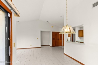 Townhome in Prime Suntree location, Priced to sell!
Welcome on Suntree Country Club in Florida - for sale on GolfHomes.com, golf home, golf lot