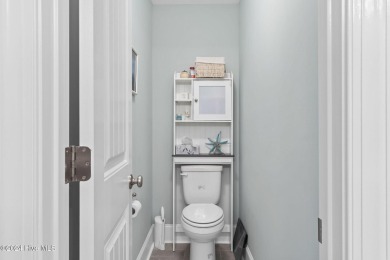 PRICED TO SELL AND SELLER WILL HELP WITH CLOSING COSTS WITH on Ocean Ridge Plantation in North Carolina - for sale on GolfHomes.com, golf home, golf lot