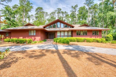Welcome to this stunning home built in 1978, offering a spacious on Valdosta Country Club in Georgia - for sale on GolfHomes.com, golf home, golf lot