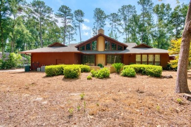 Welcome to this stunning home built in 1978, offering a spacious on Valdosta Country Club in Georgia - for sale on GolfHomes.com, golf home, golf lot