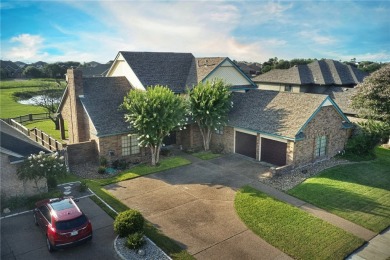 Stunning home in the Northshore Country Club, boasts over 3,000 on Northshore Country Club in Texas - for sale on GolfHomes.com, golf home, golf lot