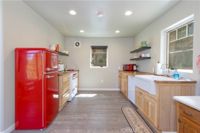 Escape the city and step into your fully furnished mountain on Pine Mountain Club in California - for sale on GolfHomes.com, golf home, golf lot