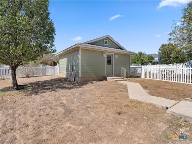 Cozy Home with Upgraded Finishes in Plum Creek

Imagine waking on Plum Creek Golf Club in Texas - for sale on GolfHomes.com, golf home, golf lot
