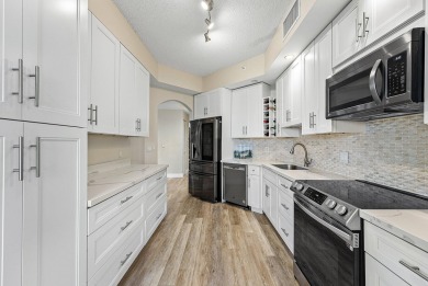 Immaculate rare modern condo with 2 bedrooms and 2 bathrooms on Boca Pointe Country Club in Florida - for sale on GolfHomes.com, golf home, golf lot