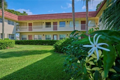 Ideal as a full-time residence, seasonal retreat, or on Vero Beach South Golf Course in Florida - for sale on GolfHomes.com, golf home, golf lot