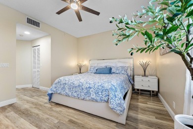 Immaculate rare modern condo with 2 bedrooms and 2 bathrooms on Boca Pointe Country Club in Florida - for sale on GolfHomes.com, golf home, golf lot
