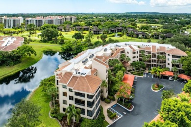 Immaculate rare modern condo with 2 bedrooms and 2 bathrooms on Boca Pointe Country Club in Florida - for sale on GolfHomes.com, golf home, golf lot