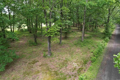 Build your dream home on this beautiful vacant lot in Heber on Thunderbird Country Club in Arkansas - for sale on GolfHomes.com, golf home, golf lot