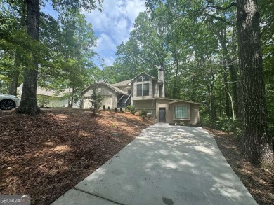 This multi level, multi generational home, has 6 br 3ba home on Fairfield Plantation Golf and Country Club in Georgia - for sale on GolfHomes.com, golf home, golf lot
