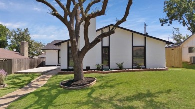 Gorgeous Move-In Ready Modern Home by Grand Oaks Golf Course on Grand Oaks Golf Club in Texas - for sale on GolfHomes.com, golf home, golf lot