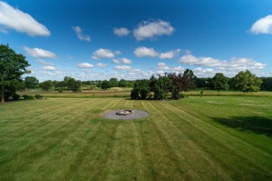 Explore our Fresh Look! And don't miss the features and on RedTail Golf Club in Illinois - for sale on GolfHomes.com, golf home, golf lot