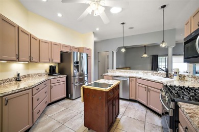 SELLERS MOTIVATED!! PRICE IMPROVEMENT! WOW! NEW HVAC & HOT WATER on Oakleigh Executive Golf Course in Florida - for sale on GolfHomes.com, golf home, golf lot