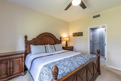 Welcome to your slice of paradise in the heart of Naples! This on  in Florida - for sale on GolfHomes.com, golf home, golf lot